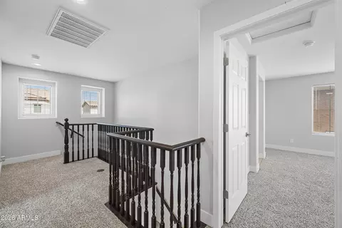 Entry Way - 1948 W Davis Rd, Phoenix, AZ 85023 photo 6 of 8