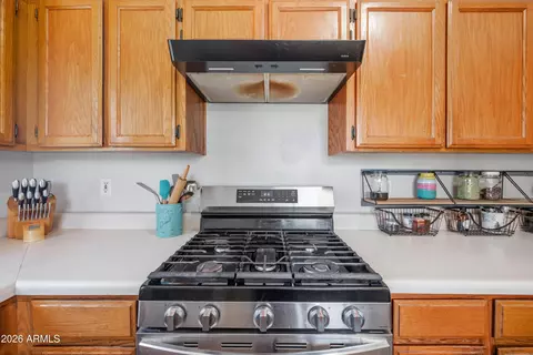 Kitchen - 4860 E Franklin Pl, Hereford, AZ 85615 photo 2 of 3