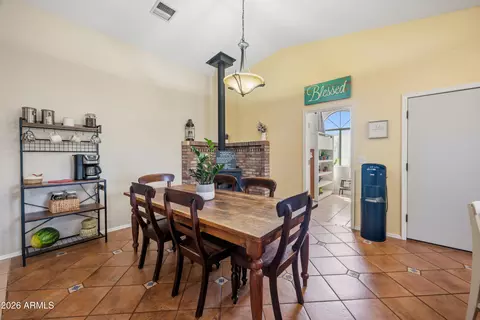 Dining - 4860 E Franklin Pl, Hereford, AZ 85615 photo 1 of 1