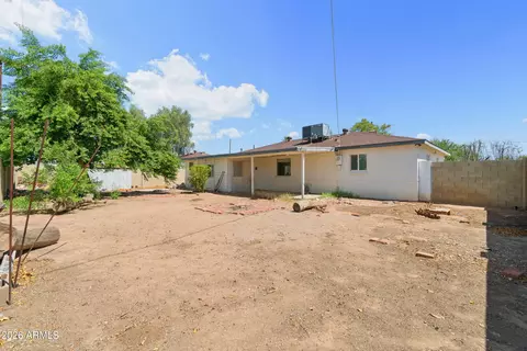 Exterior - 5624 N 30th Dr, Phoenix, AZ 85017 photo 4 of 4