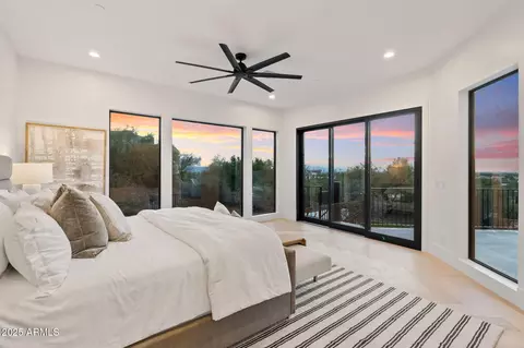 Bedroom - 3135 E Palo Verde Dr, Phoenix, AZ 85016 photo 1 of 3