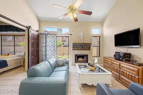 Living - 1154 W Windjammer Dr, Gilbert, AZ 85233 photo 1 of 2