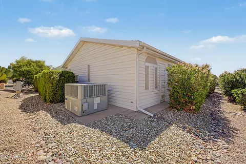Exterior - 215 N Power Rd #423, Mesa, AZ 85205 photo 3 of 4