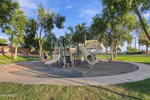 View/Area - 9823 E Greenway St, Mesa, AZ 85207 photo 3 of 6