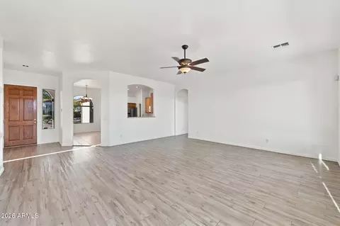 Living - 9823 E Greenway St, Mesa, AZ 85207 photo 2 of 8