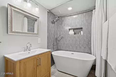 Bath - 3276 N Juniper Trl, Pine, AZ 85544 photo 1 of 1