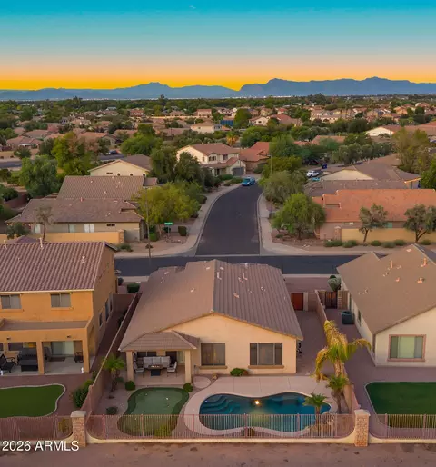 View/Area - 3605 E Meadowview Dr, Gilbert, AZ 85298 photo 3 of 5