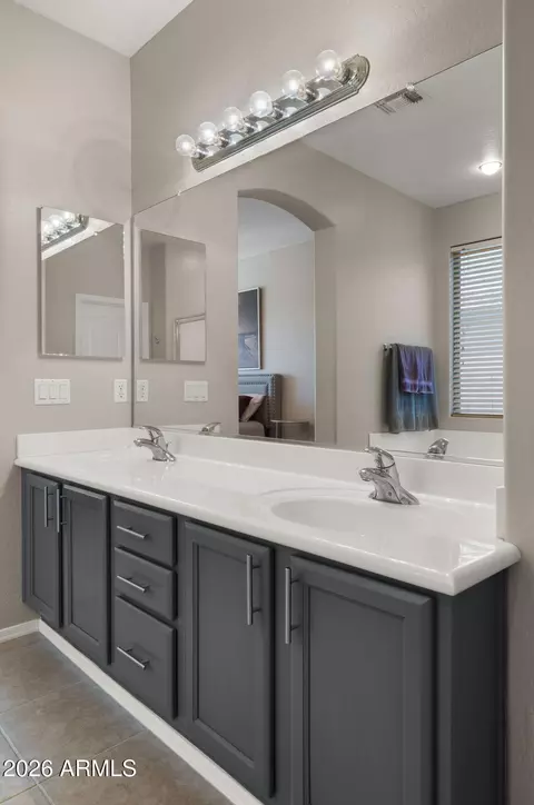 Bath - 3605 E Meadowview Dr, Gilbert, AZ 85298 photo 1 of 2