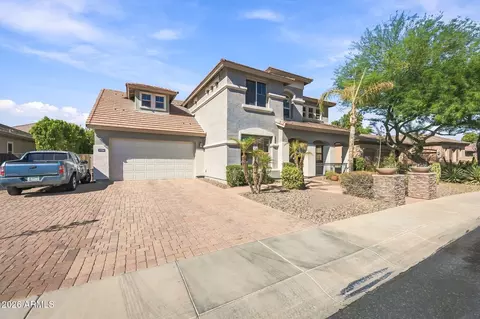 Exterior - 2754 E Parkview Dr, Gilbert, AZ 85295 photo 4 of 13