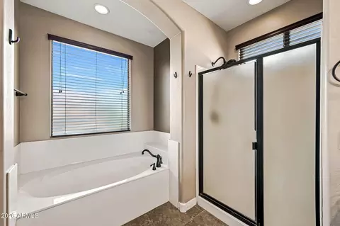 Bath - 2754 E Parkview Dr, Gilbert, AZ 85295 photo 2 of 6