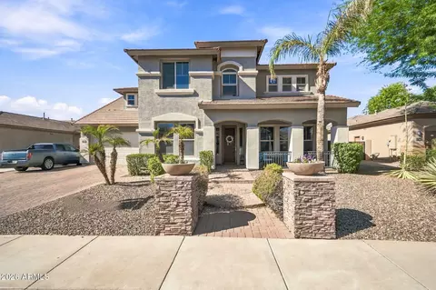Exterior - 2754 E Parkview Dr, Gilbert, AZ 85295 photo 3 of 13