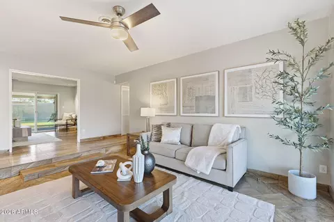 Living - 19 E Canterbury Ct, Phoenix, AZ 85022 photo 2 of 4