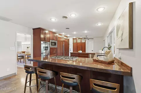 Kitchen - 19 E Canterbury Ct, Phoenix, AZ 85022 photo 1 of 7