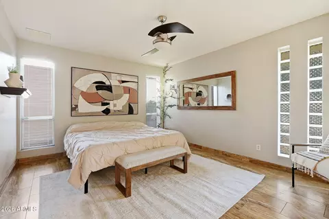 Bedroom - 19 E Canterbury Ct, Phoenix, AZ 85022 photo 1 of 2