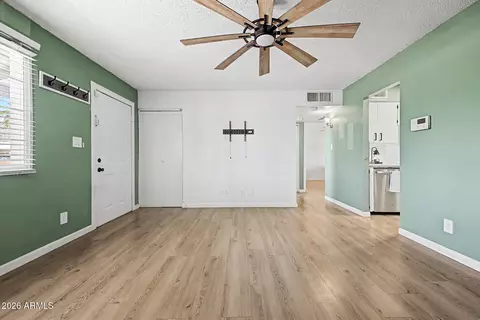 Living - 2045 W Cholla St, Phoenix, AZ 85029 photo 1 of 4