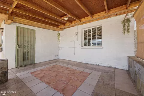 Exterior - 2045 W Cholla St, Phoenix, AZ 85029 photo 3 of 7