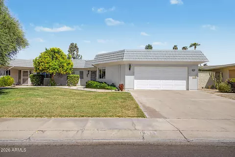 10416 W Hutton Dr, Sun City, AZ 85351