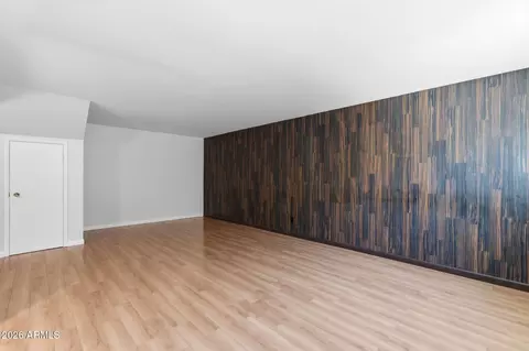 Living - 232 Ellis Dr, Tempe, AZ 85282 photo 10 of 11