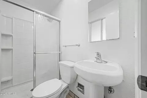 Bath - 3724 E Acoma Dr, Phoenix, AZ 85032 photo 1 of 2
