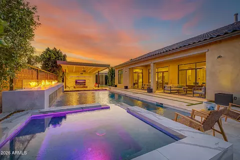 Exterior - 2581 E Turnberry Dr, Gilbert, AZ 85298 photo 28 of 45