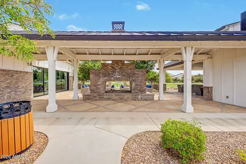 View/Area - 2581 E Turnberry Dr, Gilbert, AZ 85298 photo 8 of 11