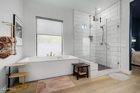 Bath - 2581 E Turnberry Dr, Gilbert, AZ 85298 photo 2 of 13