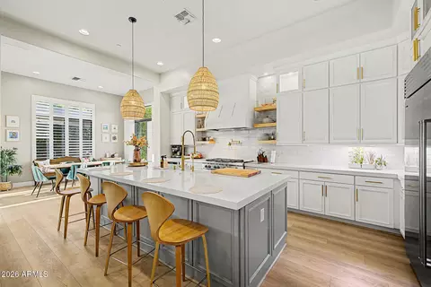 Kitchen - 2581 E Turnberry Dr, Gilbert, AZ 85298 photo 4 of 10