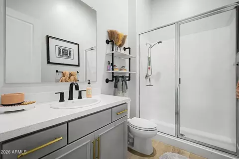 Bath - 2581 E Turnberry Dr, Gilbert, AZ 85298 photo 13 of 13