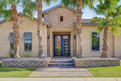 Exterior - 2581 E Turnberry Dr, Gilbert, AZ 85298 photo 13 of 45