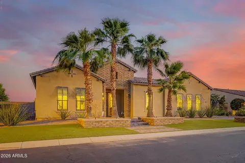 Exterior - 2581 E Turnberry Dr, Gilbert, AZ 85298 photo 3 of 45