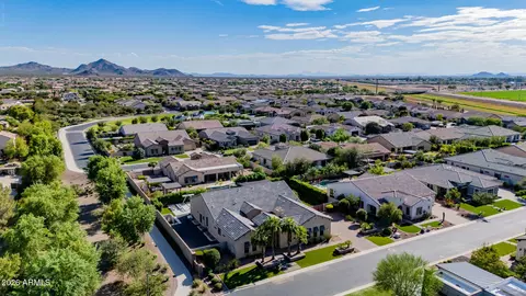 View/Area - 2581 E Turnberry Dr, Gilbert, AZ 85298 photo 3 of 11
