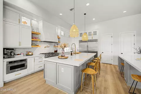 Kitchen - 2581 E Turnberry Dr, Gilbert, AZ 85298 photo 5 of 10