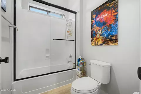 Bath - 2581 E Turnberry Dr, Gilbert, AZ 85298 photo 10 of 13