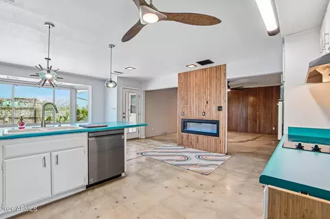 Kitchen - 2460 E Claire Dr, Phoenix, AZ 85032 photo 4 of 4