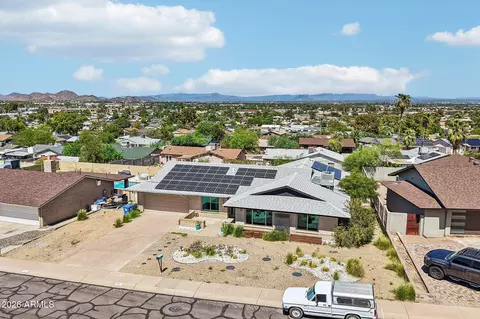 View/Area - 2460 E Claire Dr, Phoenix, AZ 85032 photo 1 of 12
