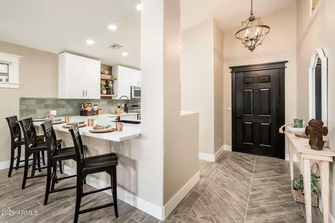 Entry Way - 1231 W Diamond Ave, Apache Junction, AZ 85120 photo 2 of 4
