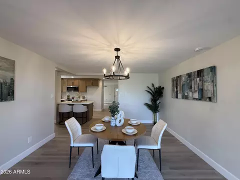 Dining - 2710 E Amelia Ave, Phoenix, AZ 85016 photo 3 of 4