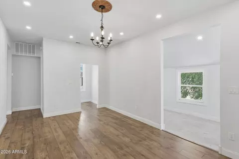 Entry Way - 270 S Sutherland St, Globe, AZ 85501 photo 1 of 8
