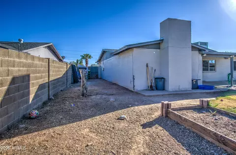Exterior - 3202 W Mcrae Way, Phoenix, AZ 85027 photo 6 of 7