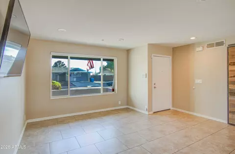 Living - 3202 W Mcrae Way, Phoenix, AZ 85027 photo 1 of 5