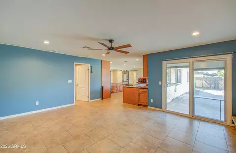 Living - 3202 W Mcrae Way, Phoenix, AZ 85027 photo 3 of 5