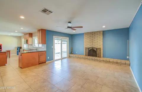 Living - 3202 W Mcrae Way, Phoenix, AZ 85027 photo 4 of 5
