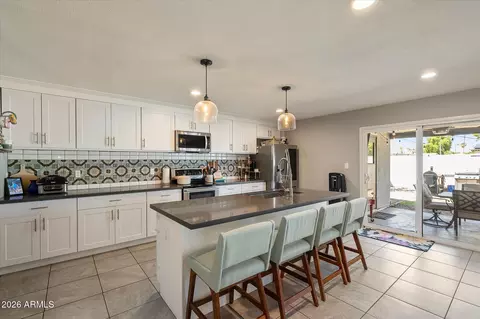 Kitchen - 3020 E Larkspur Dr, Phoenix, AZ 85032 photo 1 of 3