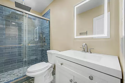 Bath - 2182 E Minton Dr, Tempe, AZ 85282 photo 2 of 2