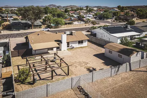 View/Area - 841 E Paradise Ln, Phoenix, AZ 85022 photo 5 of 9