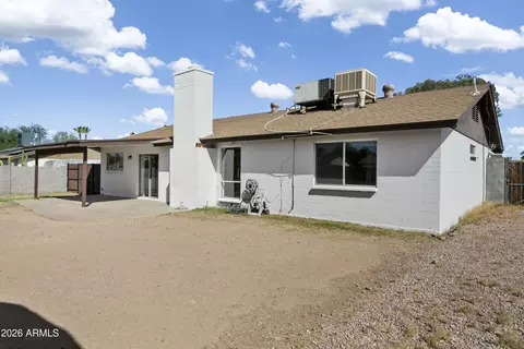 Exterior - 841 E Paradise Ln, Phoenix, AZ 85022 photo 7 of 7