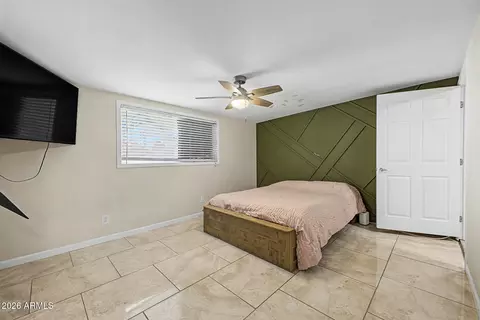Bedroom - 4657 N 79th Dr, Phoenix, AZ 85033 photo 3 of 7