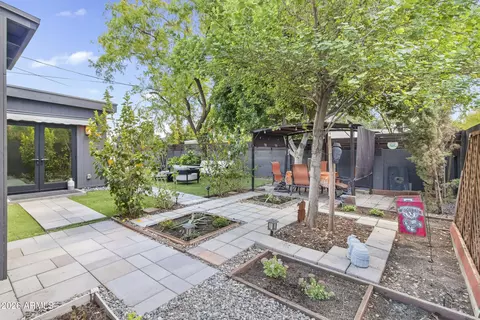 Exterior - 1837 E Minnezona Ave, Phoenix, AZ 85016 photo 9 of 16