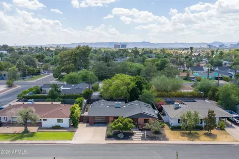 View/Area - 1837 E Minnezona Ave, Phoenix, AZ 85016 photo 1 of 5