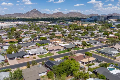 View/Area - 1837 E Minnezona Ave, Phoenix, AZ 85016 photo 4 of 5